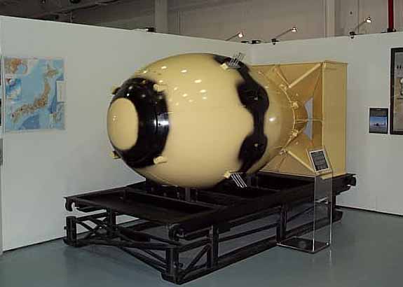 Fat%20Man%20Bomb%20At%20Atomic%20Museum.jpg